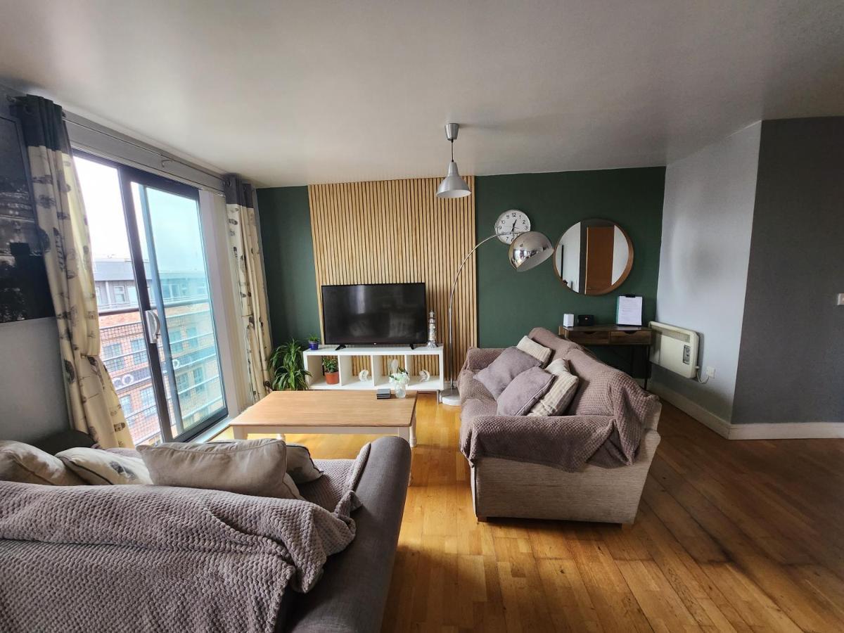 Modern Central Penthouse - 1 Secureparking Liverpool Bagian luar foto