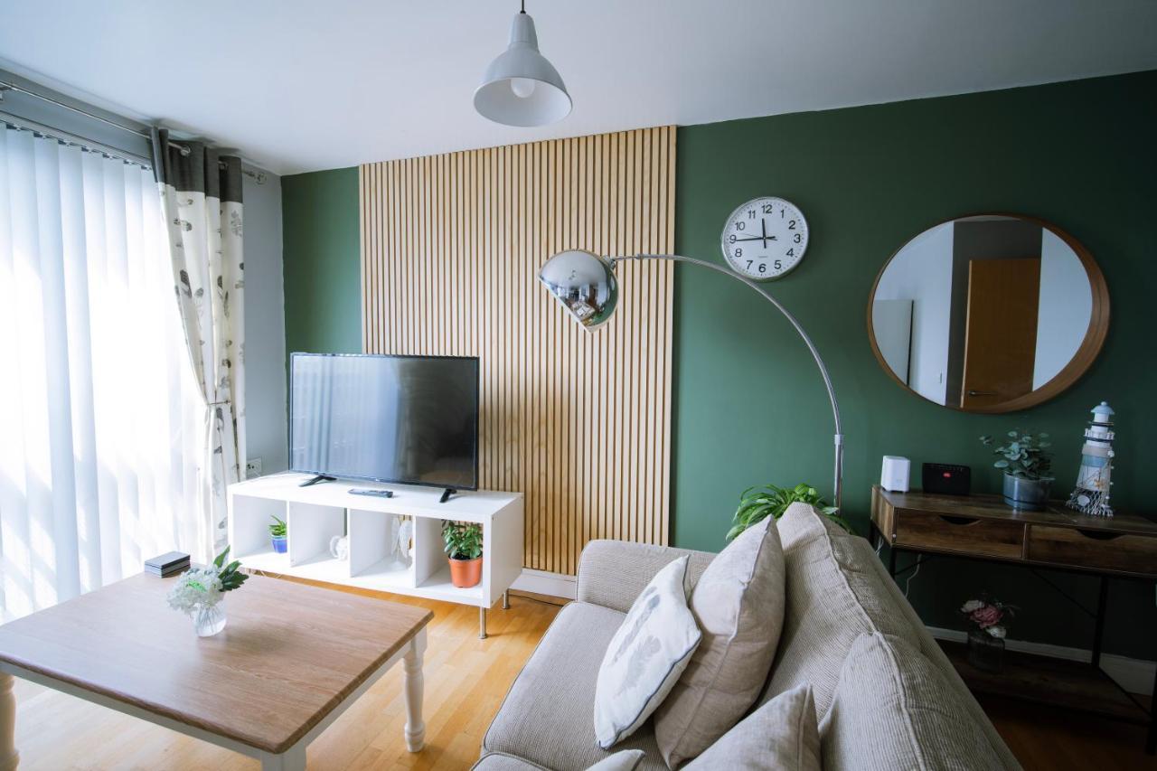 Modern Central Penthouse - 1 Secureparking Liverpool Bagian luar foto