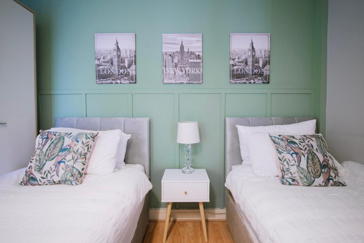 Modern Central Penthouse - 1 Secureparking Liverpool Bagian luar foto